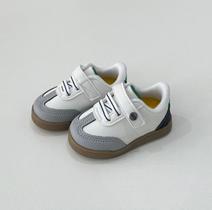 Tênis Klin Infantil Branco e Cinza com tiras autocolantes Confortável Antiderrapante