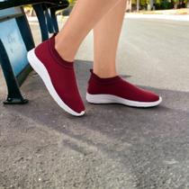 Tênis meia calce fácil