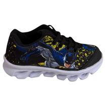 Tenis Menino Preto Batman Luz Luzinha Led Macio Confortavel