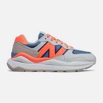 Tênis New Balance 5740 Feminino Branco e Laranja