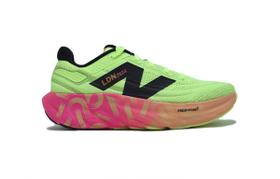 Tenis New Balance Fresh Foam X 1080v13 - masculino - verde +rosa