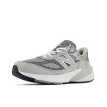Tênis New Balance FuelCell 990 V6 Cinza, tamanho 10 largo Tênis New Balance FuelCell 990 V6 Cinza, tamanho 10 largo