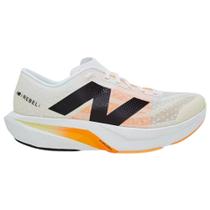 Tenis new balance fuelcell rebel v4 masculino-branco/laranja