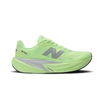 Tênis New Balance Fuelcell Rebel V5