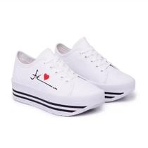 Tenis plataforma casual leve confortavel passeio trabalho dia a dia feminino branco preto Tenis plataforma casual leve confortavel passeio trabalho dia a dia feminino branco preto