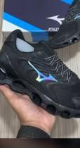 Tenis preto masculino Tenis preto masculino