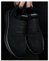 Tenis/sapatenis casuall ultra black com magnetos e infravermelho longo Tenis/sapatenis casuall ultra black com magnetos e infravermelho longo