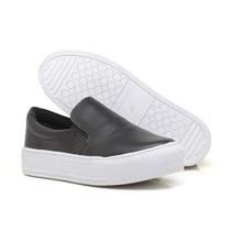 Tênis slip on feminino básico