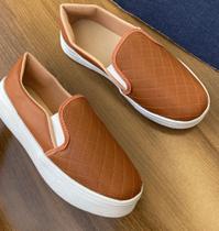 Tênis slip on feminino quadradinho casual sapatilha calce fácil confort Tênis slip on feminino quadradinho casual sapatilha calce fácil confort