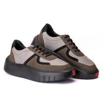 Tênis Sneaker Masculino em Couro Premium Confort Solado Alto