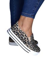 Tenis via marte slip on calce facil flatform animal print onça