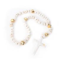 Terço Decorativo Com Pedra Quartzo Branco Com Banho Ouro 18K