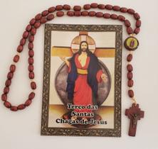 Terço em Madeira das Santas Chagas de Jesus - 42 cm -Acompanha Novena - Divinas Artes