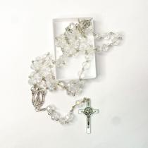 Terço missanga hexagonal religioso Nossa Senhora Aparecida prata caixinha exclusivo - Filó Modas