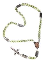 Terço Nossa Senhora da Conceição contemplando os mistérios no prateado nas contas verde