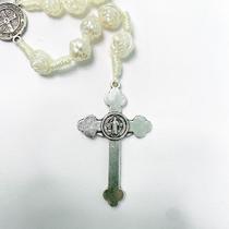 Terço rosa religioso medalha crucifixo São Bento prata delicado - Filó Modas