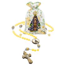 Terço Rosário Nossa Senhora Aparecida Resina Amarelo Saquinho Estampado Terço Rosário Nossa Senhora Aparecida Resina Amarelo Saquinho Estampado