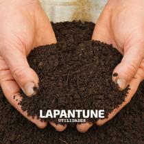 Terra Vegetal para Plantio 2kg Pronta para Uso em Vasos, Jardins, preparada adubada.