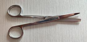 Tesoura cirúrgica 15cm reta fina/romba ABC Tesoura cirúrgica 15cm reta fina/romba ABC