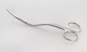 Tesoura de Bordar Mazbot com Cabo Curvo e Lâmina de 15cm Tesoura de Bordar Mazbot com Cabo Curvo e Lâmina de 15cm