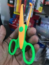 Tesoura para decoração - Winpaper Tesoura para decoração - Winpaper