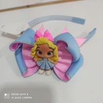 Tiara bonequinha