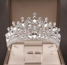 Tiara Coroa Strass Noivas Debutantes Prata Dourada Tiara Coroa Strass Noivas Debutantes Prata Dourada