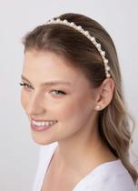 tiara de perola delicada e estilosa na cor clara para uso infantil a adulto tiara de perola delicada e estilosa na cor clara para uso infantil a adulto