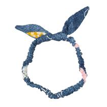 Tiara em tecido Duda floral azul bebê e moda infantil Tiara em tecido Duda floral azul bebê e moda infantil