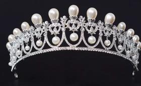 Tiara Folheada a Prata com Perolas Balanço( se mexem)