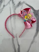 Tiara menina