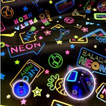 TNT Neon Decorado Toalha Painel 3m x 1,4m Brilha na Luz Negra