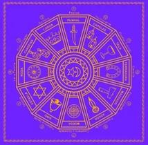 Toalha Cigana Em Veludo - Roxo E Dourado + Presente Toalha Cigana Em Veludo - Roxo E Dourado + Presente