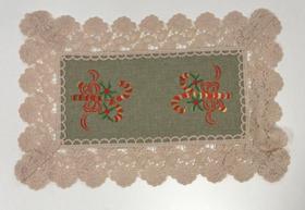 Toalha de Bandeja Bordada 30 x 45cm Multi Trade