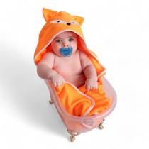 Toalha de Banho Bordada com Capuz para Bebê