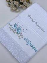 Toalha de banho bordadas