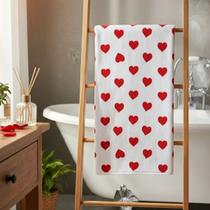 Toalha de Banho Felpuda Corações Vermelho 100% Algodão Teka 70x1,35cm - Toque Macio e Alta Absorção Toalha de Banho Felpuda Corações Vermelho 100% Algodão Teka 70x1,35cm - Toque Macio e Alta Absorção