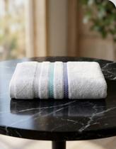 Toalha de Banho Teka Comfort Touch 70x140cm Branca 100% Algodão 450g Alta Absorção Macia