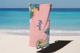 Toalha de Banho Verão Praia Fundo Rosa Personalizado Nome Maya Toalha de Banho Verão Praia Fundo Rosa Personalizado Nome Maya