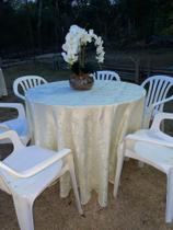 Toalha de jackard marfim pra mesa redonda tampão até 1,20 Toalha de jackard marfim pra mesa redonda tampão até 1,20