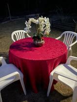 Toalha de jackard marsala para mesa redonda tampão até 1,20 Toalha de jackard marsala para mesa redonda tampão até 1,20