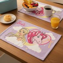 Toalha de Lancheira Infantil Estampada Barbie 28x40cm Lepper - Toque Macio, Secagem Rápida e Alta Durabilidade Toalha de Lancheira Infantil Estampada Barbie 28x40cm Lepper - Toque Macio, Secagem Rápida e Alta Durabilidade