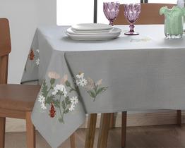 Toalha de Mesa Bordada Em Linho Cinza Floral 150x220cm Retangular Maldivas Jolitex