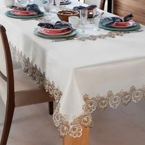 Toalha de Mesa Bordada Veneza Bege 6 Lugares 2,20X1,50m Jolitex Toalha de Mesa Bordada Veneza Bege 6 Lugares 2,20X1,50m Jolitex