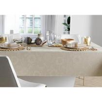 Toalha de Mesa Karsten Sienna Bege Retangular 6 Lug. Easy Wash