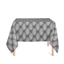 Toalha de Mesa Quadrada em Tecido Jacquard Estampado Capitonê Cinza Toalha de Mesa Quadrada em Tecido Jacquard Estampado Capitonê Cinza
