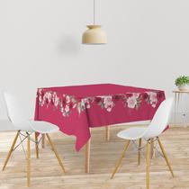 Toalha De Mesa Quadrada Tecido Oxford Flores e Rosas Vermelhas fundo escuro -140x140cm Toalha De Mesa Quadrada Tecido Oxford Flores e Rosas Vermelhas fundo escuro -140x140cm