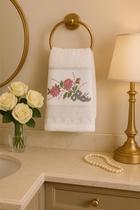 Toalha de rosto branca de algodão com bordado floral