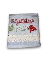 Toalha de Rosto Delicada, Bordada com Gripir