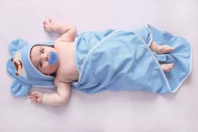 Toalha Felpuda Infantil com Capuz Bordada de Bichinho 70x70cm Menina e Menino - Toalha Felpuda Infantil com Capuz Bordada de Bichinho 70x70cm Menina e Menino -